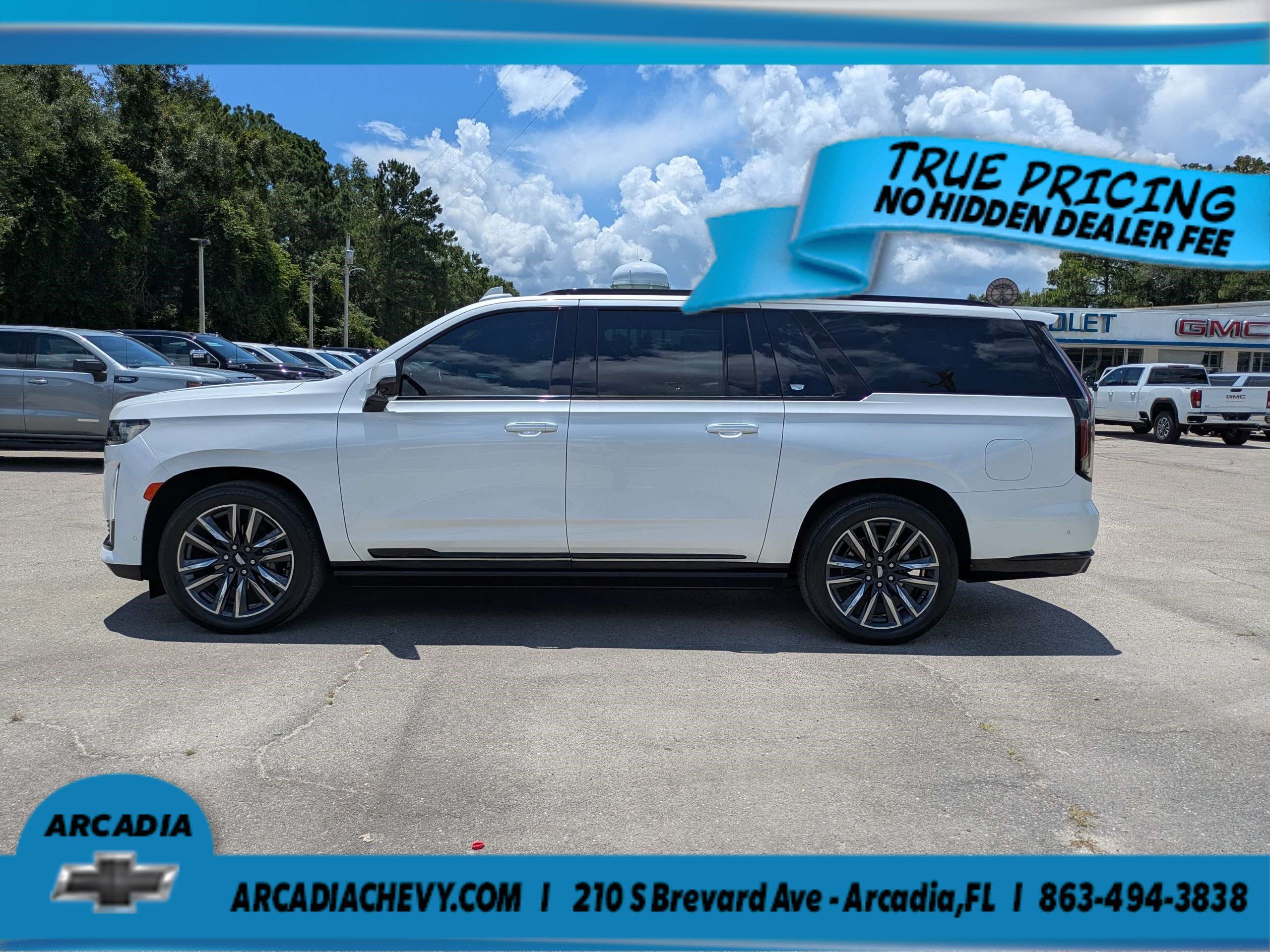Used 2023 Cadillac Escalade ESV Sport Platinum RWD image 7