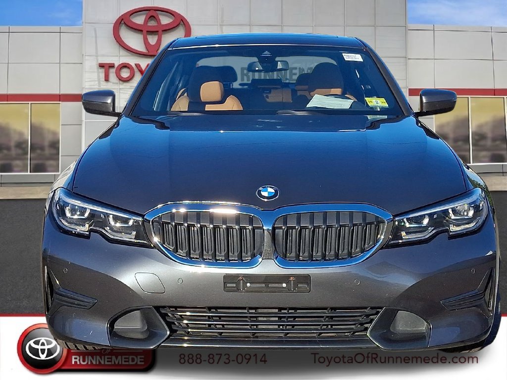 Used 2021 BMW 330e xDrive w/ Premium Package AWD/4WD image 2