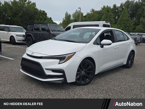 Used 2023 Toyota Corolla SE FWD image 1
