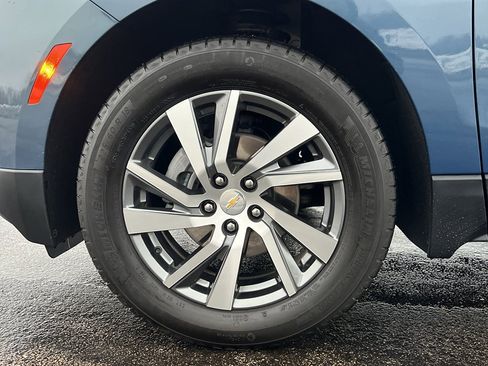 Used 2024 Chevrolet Equinox LT image 10