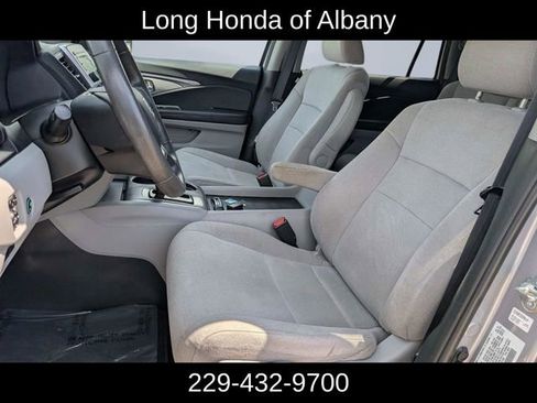 Used 2020 Honda Pilot LX image 17