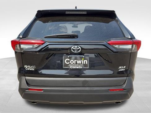 Used 2024 Toyota RAV4 XLE AWD/4WD image 14