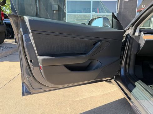 Used 2020 Tesla Model 3 Long Range AWD/4WD image 21