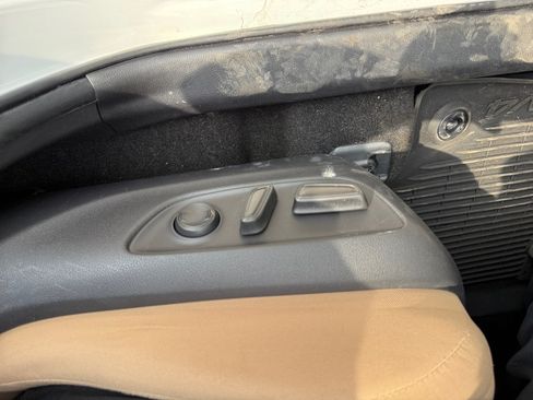 Used 2021 Toyota RAV4 XLE w/ Convenience Package AWD/4WD image 14