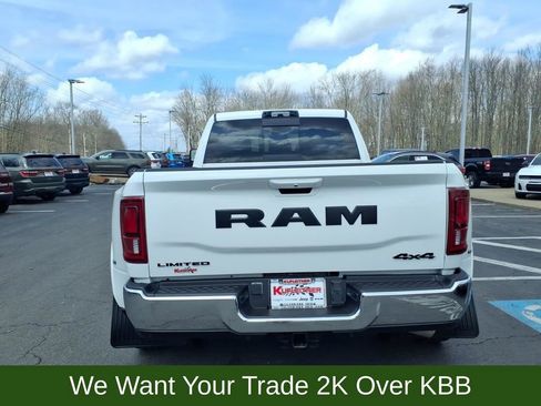Used 2025 RAM 3500 Limited AWD/4WD image 7