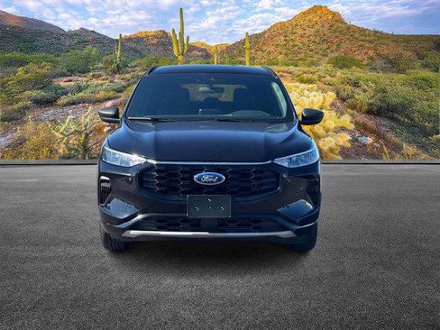 Used 2024 Ford Escape ST-Line image 5