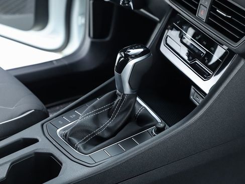 New 2025 Volkswagen Jetta Sport image 33