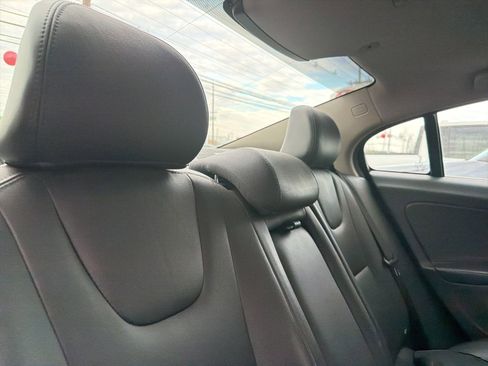 Used 2016 Volvo S60 T5 Premier image 7