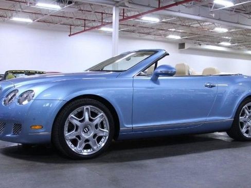 Used 2011 Bentley Continental GTC image 1