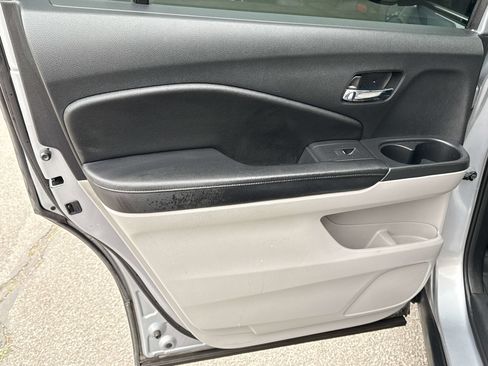 Used 2016 Honda Pilot EX-L image 18