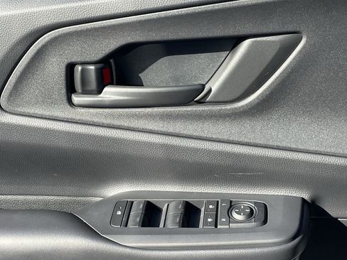 New 2026 Toyota Prius Plug-In Hybrid image 17