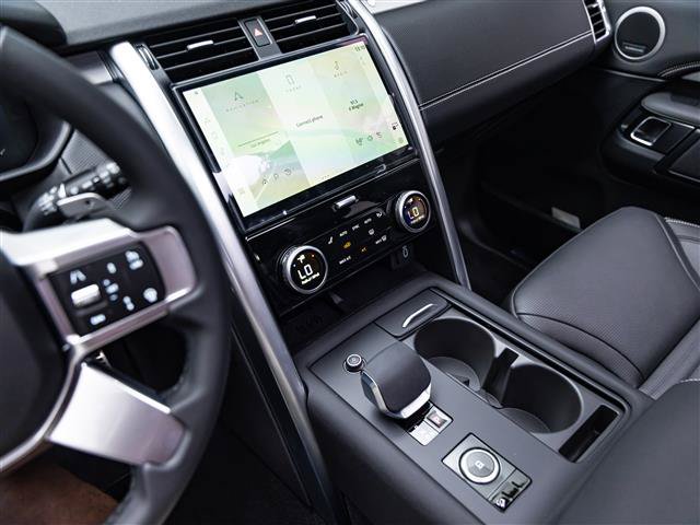 New 2026 Land Rover Discovery Dynamic SE AWD/4WD image 26