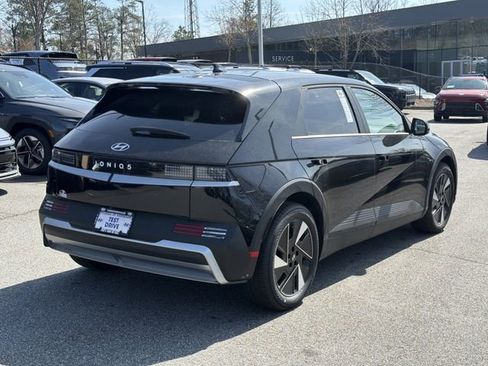 New 2026 Hyundai Ioniq 5 SEL image 7
