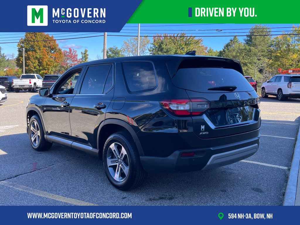 Used 2024 Honda Pilot EX-L image 3