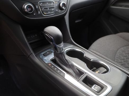 Used 2024 Chevrolet Equinox LT AWD/4WD image 33