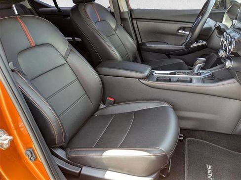 Used 2022 Nissan Sentra SR w/ SR Premium Package FWD image 20