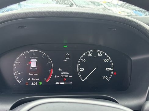 Used 2023 Honda HR-V LX image 17