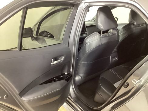 Used 2025 Toyota Corolla XSE FWD image 25