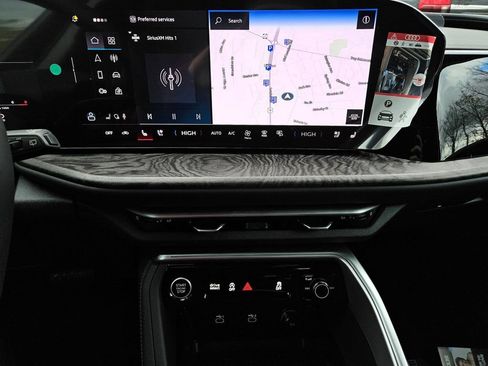 New 2025 Audi Q5 Premium Plus AWD/4WD image 15