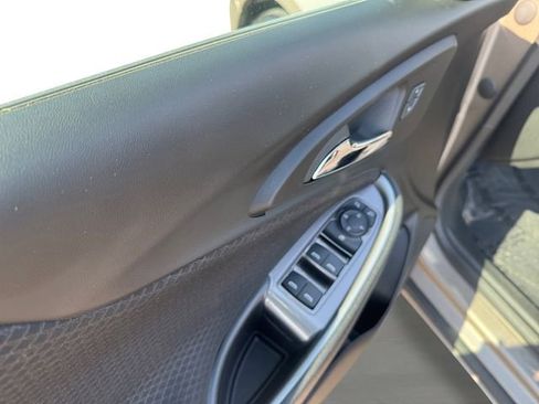 Used 2023 Chevrolet Malibu LT w/ Driver Confidence Package FWD image 11
