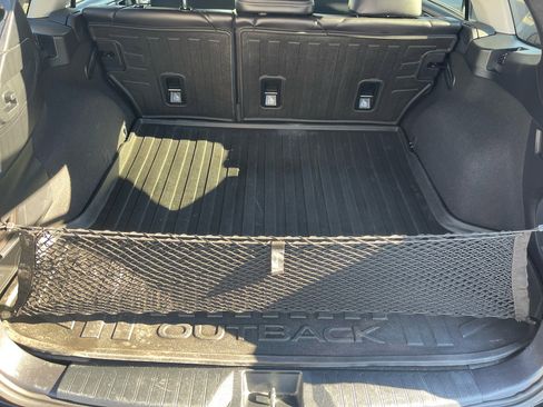 Used 2018 Subaru Outback 2.5i Limited image 34