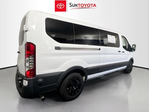 Used 2024 Ford Transit 350 XLT RWD image 4