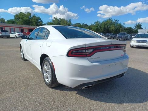Used 2021 Dodge Charger SXT w/ Leather Interior Group image 3