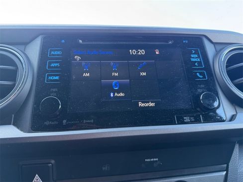 Used 2019 Toyota Tacoma TRD Off-Road image 17