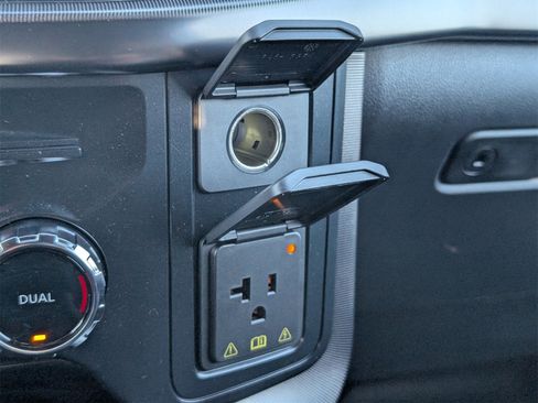 New 2025 Ford F150 Platinum w/ Equipment Group 702A High image 21