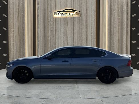 Used 2018 Volvo S90 T5 Momentum w/ Convenience Package image 4