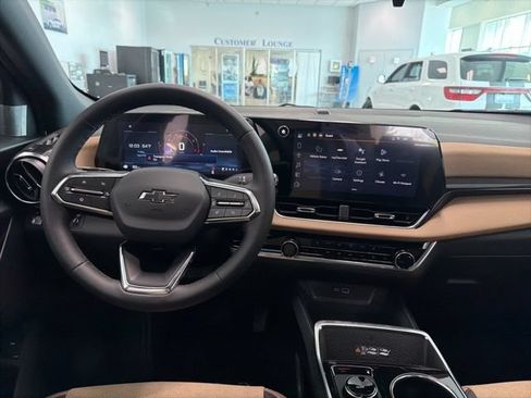 New 2026 Chevrolet Equinox ACTIV FWD image 24
