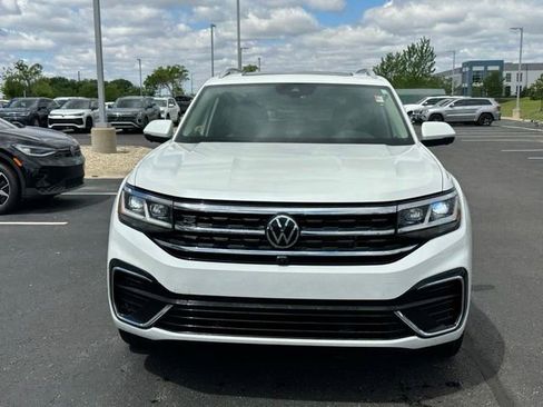 Used 2023 Volkswagen Atlas SEL Premium AWD/4WD image 2