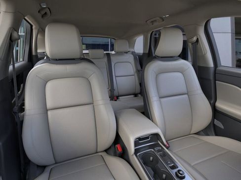 New 2025 Lincoln Corsair Reserve image 10