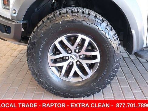 Used 2019 Ford F150 Raptor w/ Equipment Group 802A Luxury AWD/4WD image 12