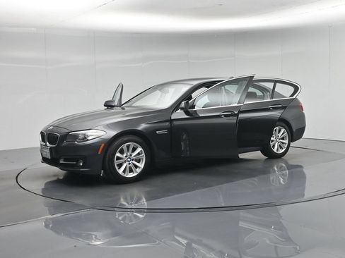 Used 2016 BMW 528i Sedan RWD image 32