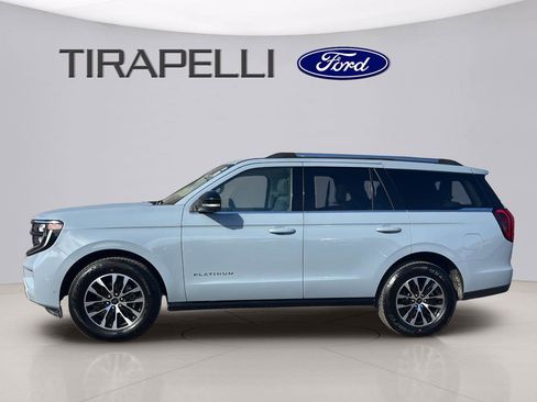 Certified 2025 Ford Expedition Platinum image 22