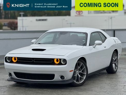 Used 2022 Dodge Challenger GT image 1