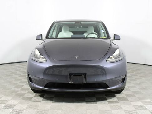 Used 2021 Tesla Model Y Long Range AWD/4WD image 25