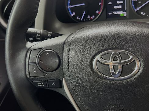 Used 2018 Toyota RAV4 XLE image 19