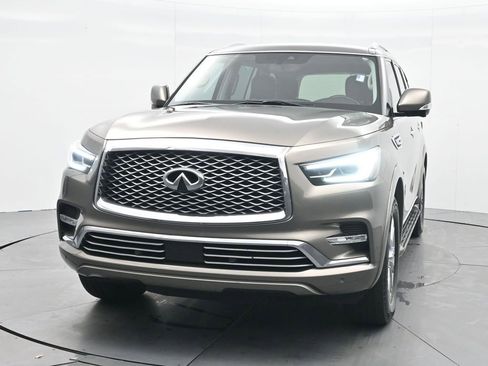 Used 2019 INFINITI QX80 Luxe image 2