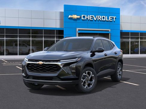 New 2026 Chevrolet Trax LT w/ LT Convenience Package FWD image 6