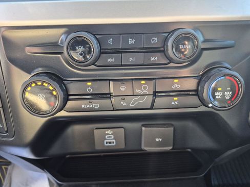 Certified 2024 Ford F250 XL w/ STX Appearance Package image 19