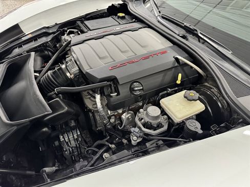 Used 2014 Chevrolet Corvette Stingray Convertible image 21