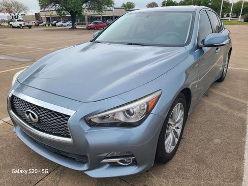Used 2015 INFINITI Q50 Premium w/ Moonroof Package image 4