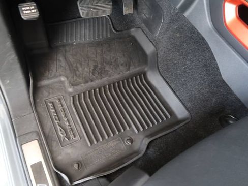 Used 2023 Nissan Frontier PRO-4X w/ Pro Convenience Package AWD/4WD image 14