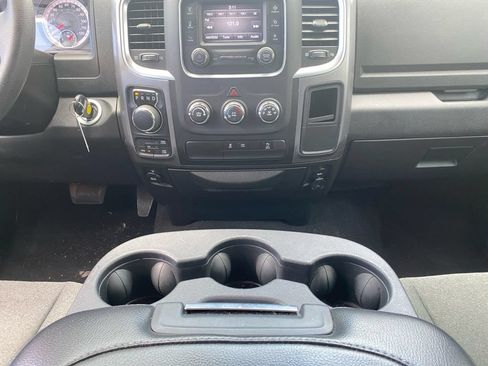 Used 2024 RAM 1500 Warlock AWD/4WD image 11