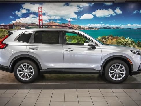Used 2024 Honda CR-V EX image 5