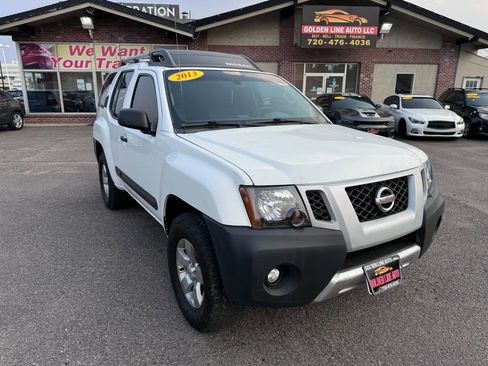 Used 2013 Nissan Xterra S w/ Value Package image 2