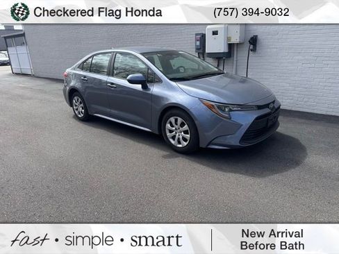 Used 2024 Toyota Corolla LE image 1