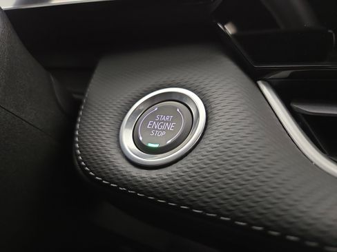 Certified 2025 Chevrolet Equinox LT w/ Convenience Package II image 25